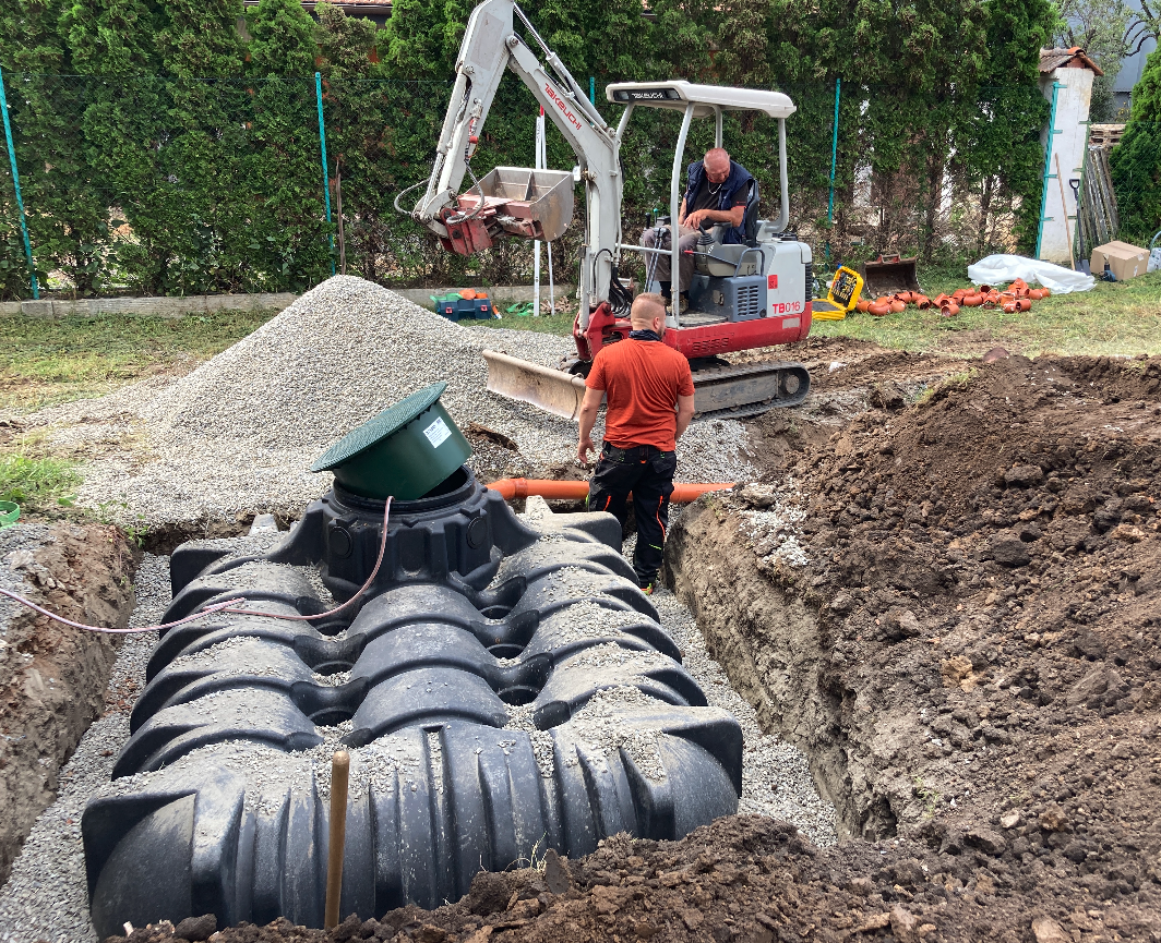 Instalace samonosné podzemní nádrže krok za krokem