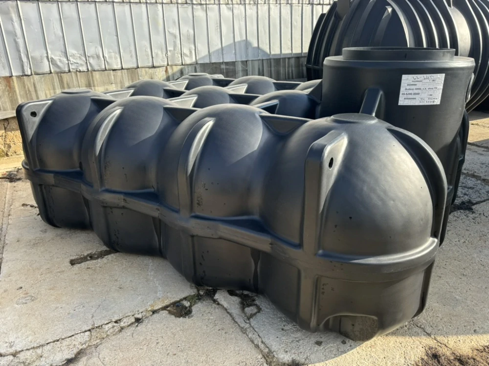 Nádrž na dešťovou vodu Hudson 5000 - sestava s čerpadlem pro zahradu